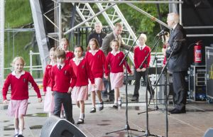 school choir 1 sm.jpg